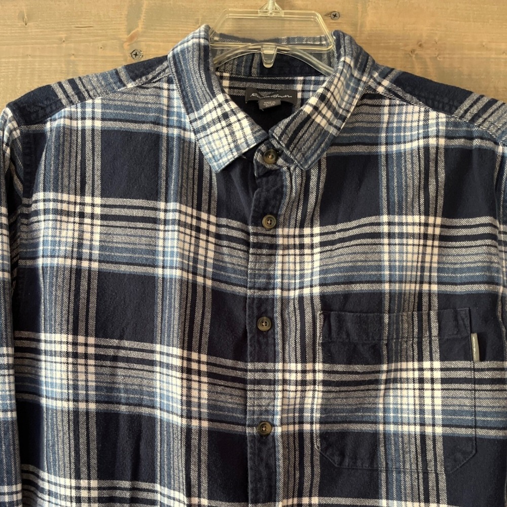 Eddie Bauer‎ Shirt Men's Size XL Blue White Plaid Flannel Long Sleeve Button Up - Picture 2 of 10